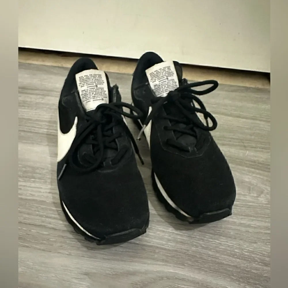 Nike Pre Love O.X. Black Suede Sneakers Sz 7.5